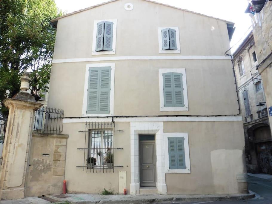 Bel Appartement Dans Centre Historique Avignon Exterior photo